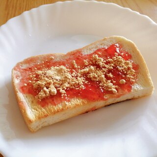 苺ジャムときな粉のトースト